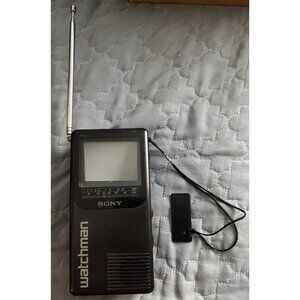 1991 Sony Watchman FD-230 Black & White Television Handheld Portable (Tested)